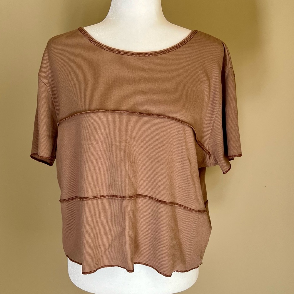 NWT Hollister MUST-HAVE COLLECTION Brown Baby Tee, Size XXL